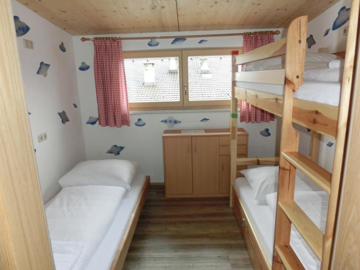אלמאו Alpking Hostel חדר תמונה