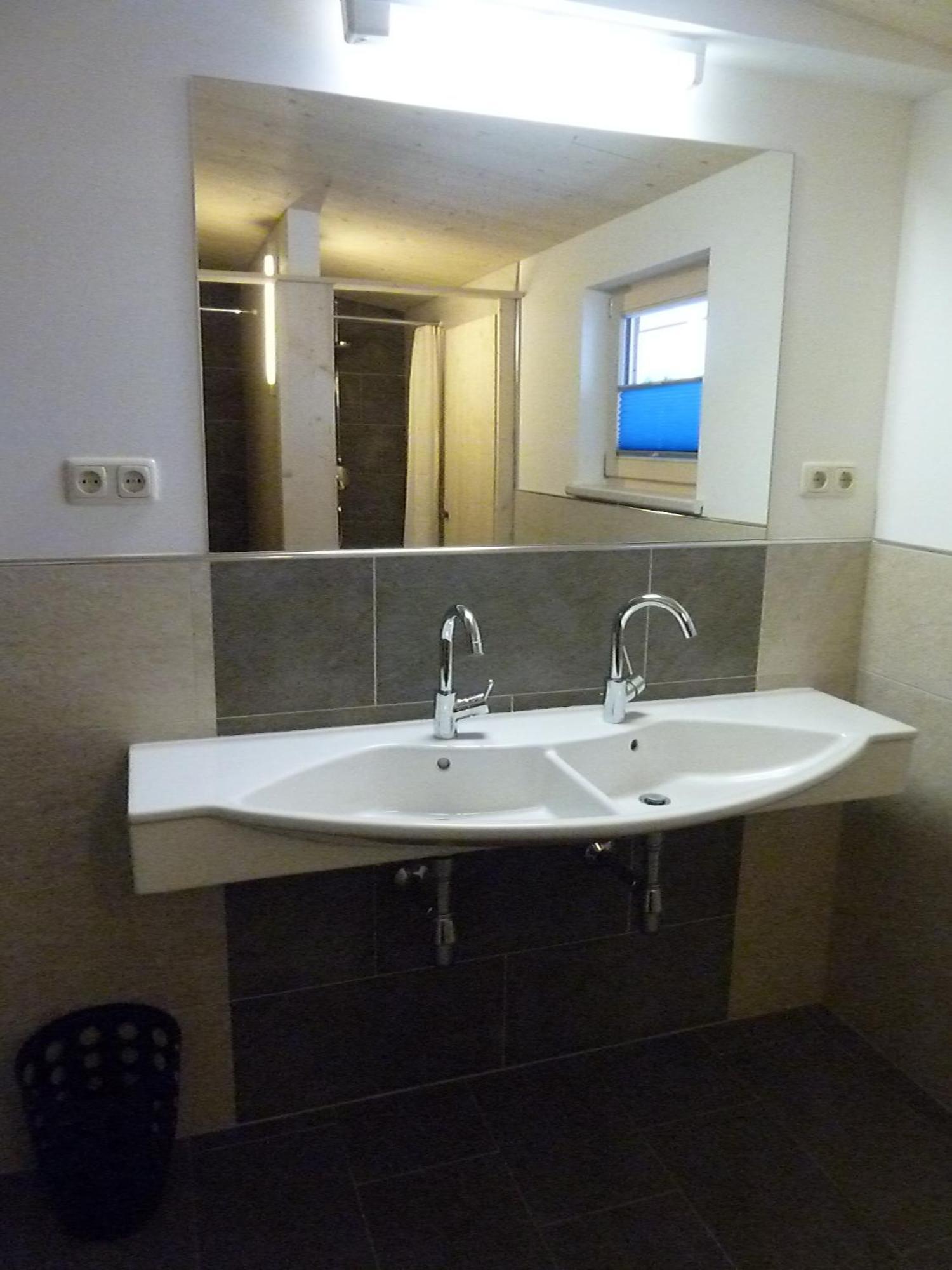 אלמאו Alpking Hostel מראה חיצוני תמונה